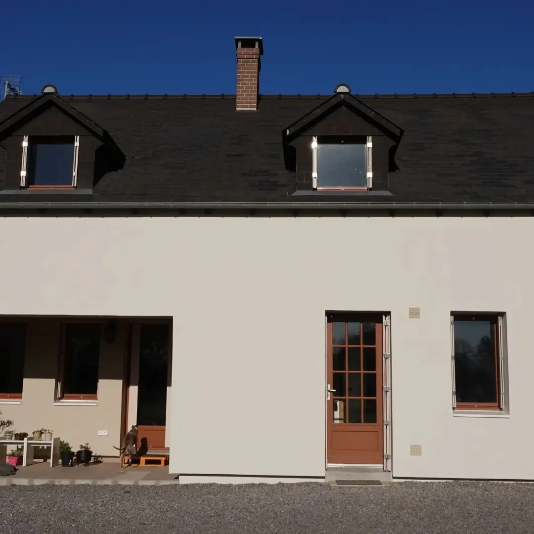peintre facade exterieur chartres de bretagne